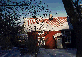 Das kleine rote Smolandhaus  (Rya0036.gif)